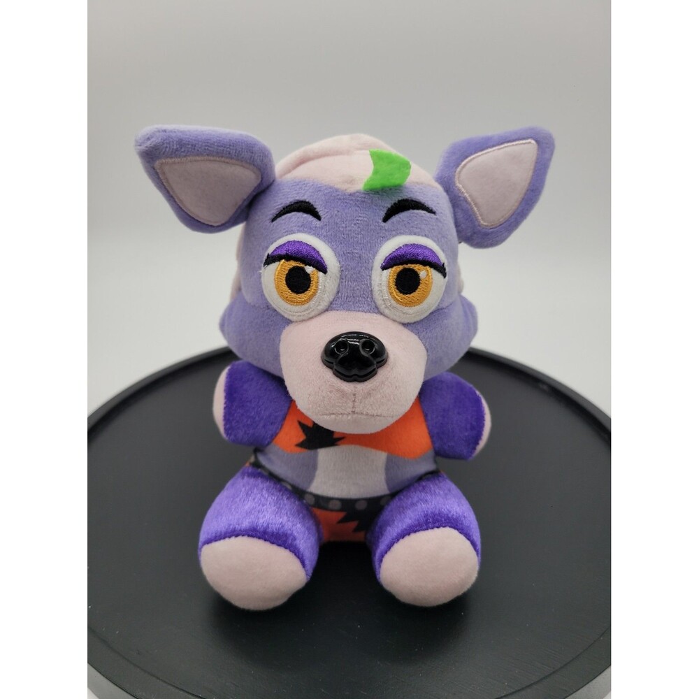 ROXANNE WOLF • Funko Five Nights At Freddys Security Breach Stuffed Plush FNAF